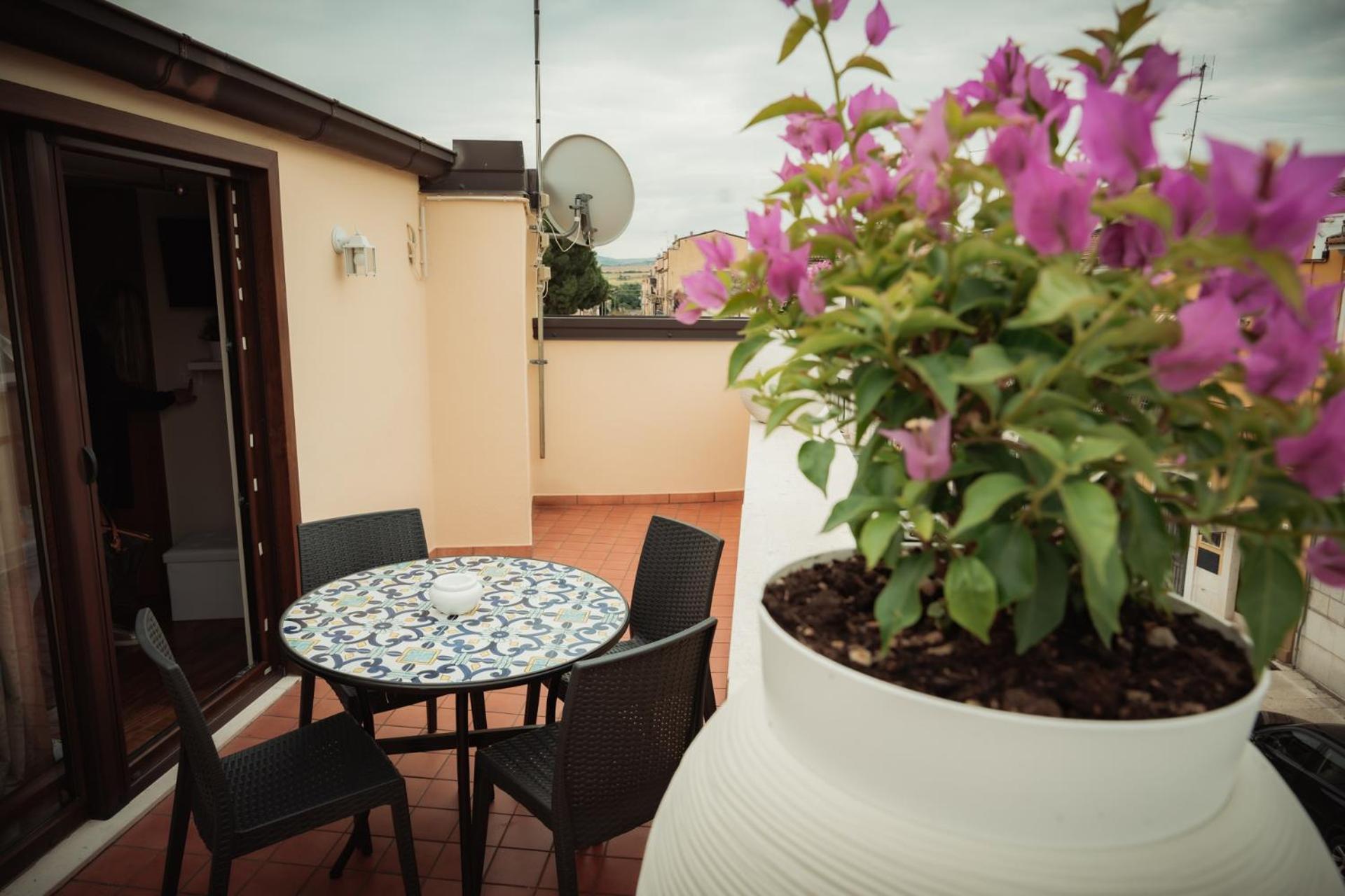 La Terrazza Dei Gemelli - Casa Vacanze Venosa Kültér fotó